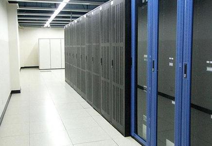 站長(zhǎng)，你還在用美國(guó)主機(jī)嗎？