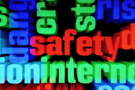 6月1日《中華人民共和國網(wǎng)絡(luò)安全法》正式生效